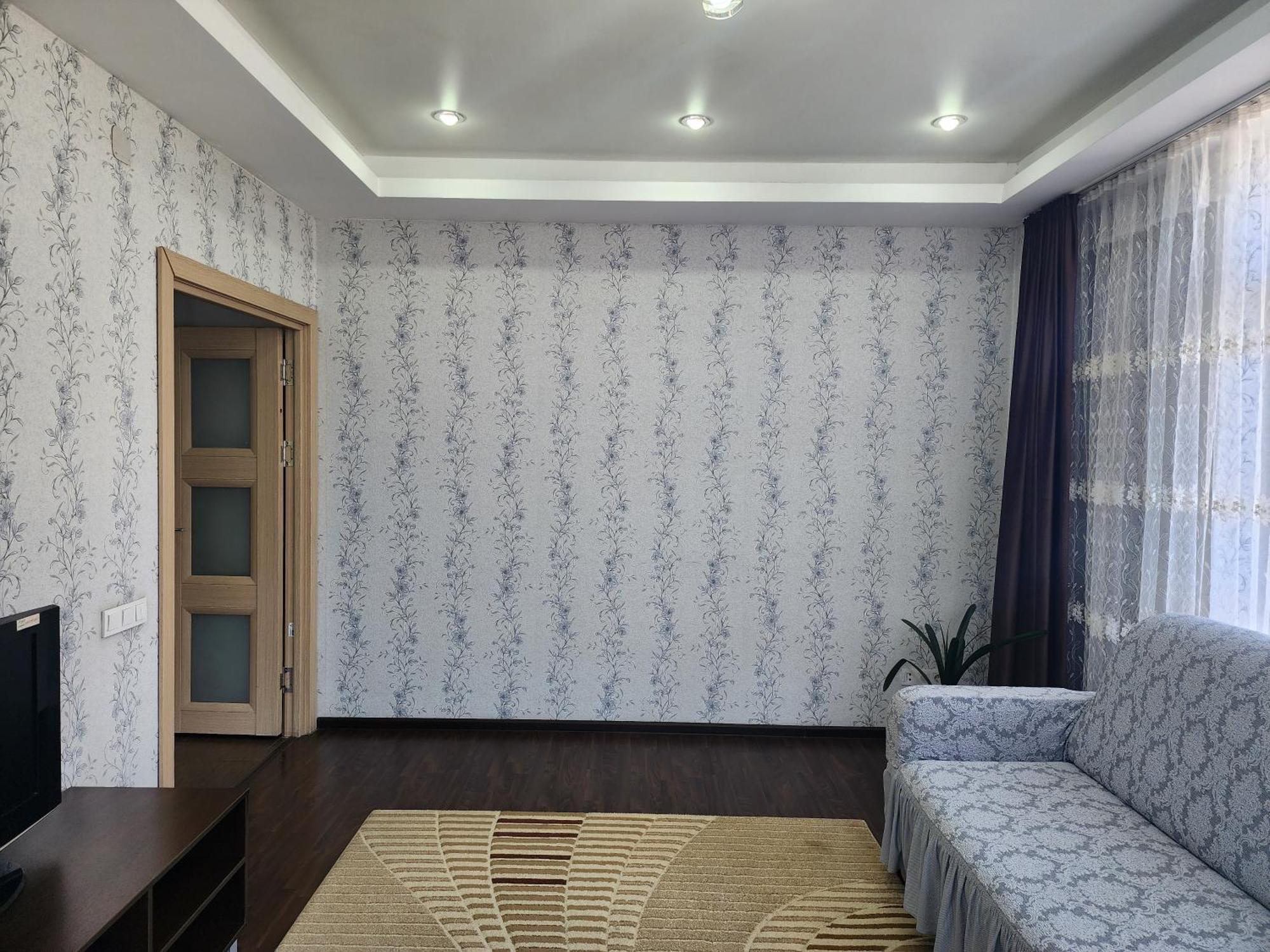 Apartments Paritet Bishkek Exteriör bild